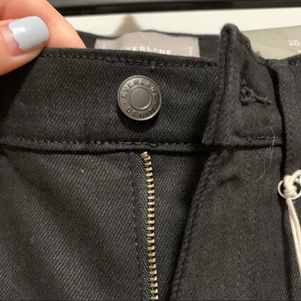 NWT Everlane Mid-Rise Black Jeans - Size 25 - Picture 9 of 13